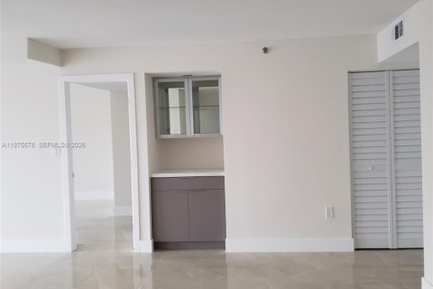 Copropriété à vendre à Hollywood, Floride: 2 chambres, 145.86 m2 № 2038524 - photo 3