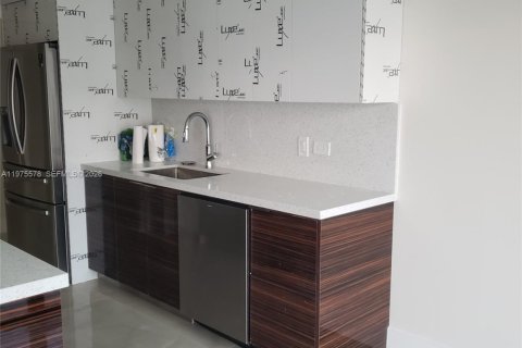 Copropriété à vendre à Hollywood, Floride: 2 chambres, 145.86 m2 № 2038524 - photo 6