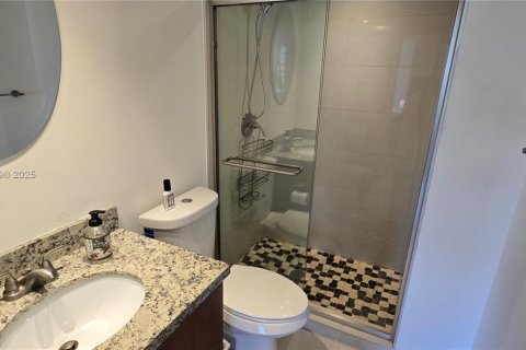 Copropriété à louer à Aventura, Floride: 2 chambres, 113.34 m2 № 1874273 - photo 9