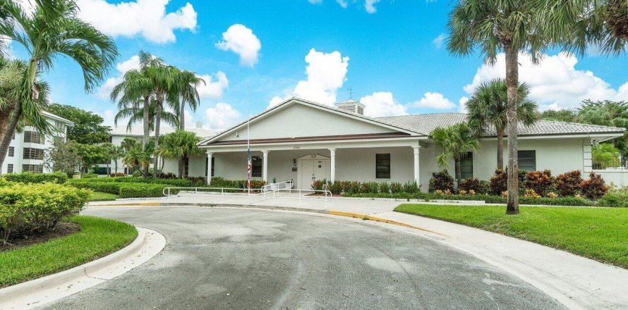 Condominio en West Palm Beach, Florida, 2 dormitorios № 1142288