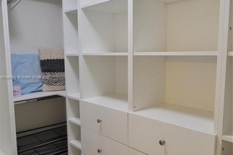 Condominio en venta en Davie, Florida, 2 dormitorios, 128.67 m2 № 1947290 - foto 24