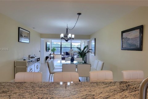 Condominio en venta en Davie, Florida, 2 dormitorios, 128.67 m2 № 1947290 - foto 8