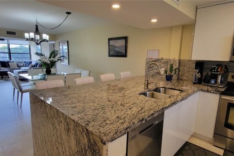 Condominio en venta en Davie, Florida, 2 dormitorios, 128.67 m2 № 1947290 - foto 5