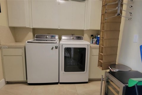 Condominio en venta en Davie, Florida, 2 dormitorios, 128.67 m2 № 1947290 - foto 21