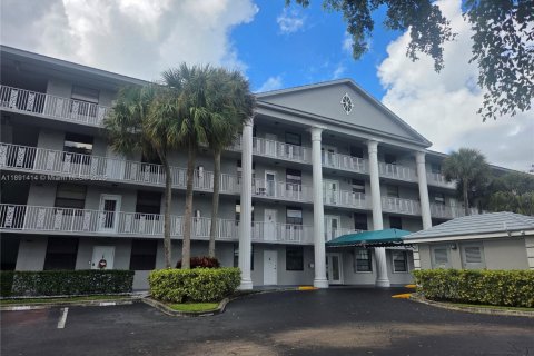 Condominio en Davie, Florida, 2 dormitorios  № 1947290