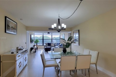 Condominio en venta en Davie, Florida, 2 dormitorios, 128.67 m2 № 1947290 - foto 12