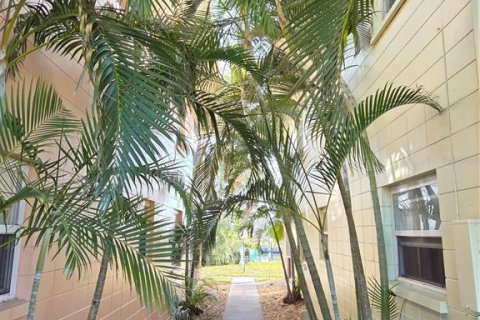 Copropriété à vendre à Bradenton, Floride: 2 chambres, 79.62 m2 № 2230762 - photo 5
