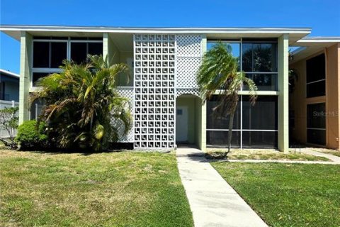 Copropriété à vendre à Bradenton, Floride: 2 chambres, 79.62 m2 № 2230762 - photo 2