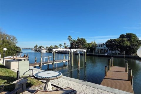 Copropriété à vendre à Bradenton, Floride: 2 chambres, 79.62 m2 № 2230762 - photo 10