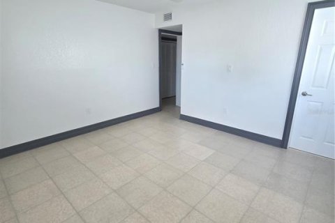 Copropriété à vendre à Bradenton, Floride: 2 chambres, 79.62 m2 № 2230762 - photo 27