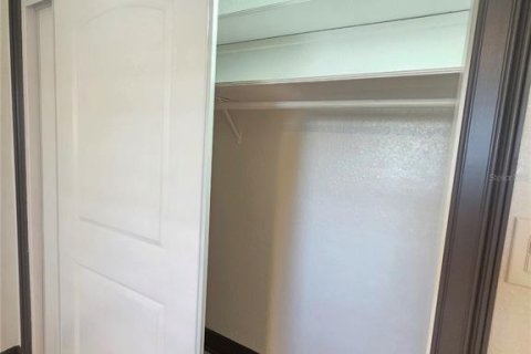 Copropriété à vendre à Bradenton, Floride: 2 chambres, 79.62 m2 № 2230762 - photo 26