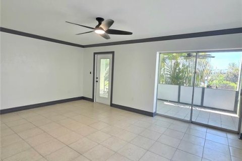 Copropriété à vendre à Bradenton, Floride: 2 chambres, 79.62 m2 № 2230762 - photo 13