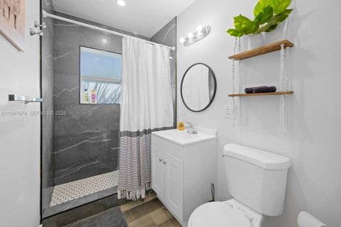 Immobilier commercial à vendre à Fort Lauderdale, Floride: 136.94 m2 № 2004049 - photo 30