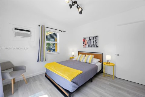 Commercial property in Fort Lauderdale, Florida 136.94 sq.m. № 2004049 - photo 5