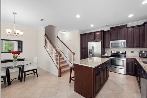 Townhouse in Sanford, Florida 3 bedrooms, 159.14 sq.m. № 1666340 - photo 10