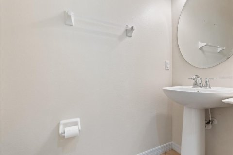 Townhouse in Sanford, Florida 3 bedrooms, 159.14 sq.m. № 1666340 - photo 13