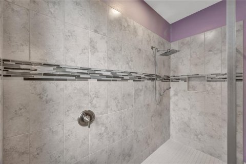 House in Wesley Chapel, Florida 5 bedrooms, 349.41 sq.m. № 2098082 - photo 30