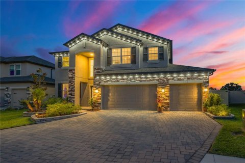 Villa ou maison à Wesley Chapel, Floride 5 chambres, 349.41 m2 № 2098082