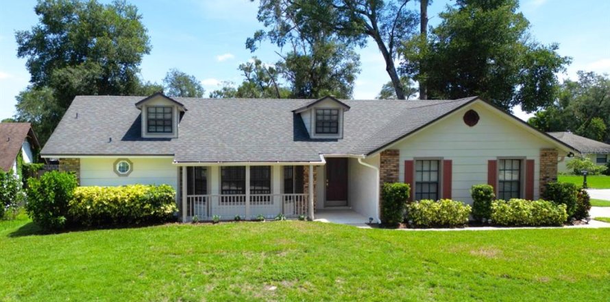 Casa en Longwood, Florida 4 dormitorios, 163.42 m2 № 1894792