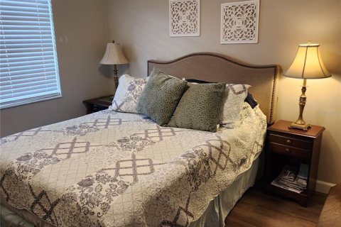 House in Tampa, Florida 1 bedroom, 58.06 sq.m. № 1778345 - photo 12