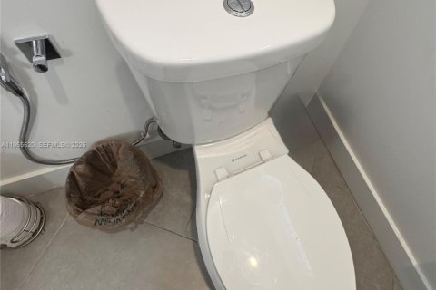 Купить виллу или дом в Пемброк-Пайнс, Флорида 4 спальни, 234.76м2, № 2032607 - фото 23