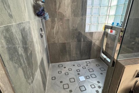 Купить виллу или дом в Пемброк-Пайнс, Флорида 4 спальни, 234.76м2, № 2032607 - фото 25