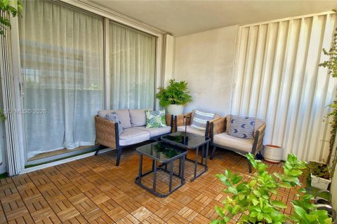 Condominio en venta en Miami Beach, Florida, 2 dormitorios, 76.18 m2 № 2088243 - foto 21