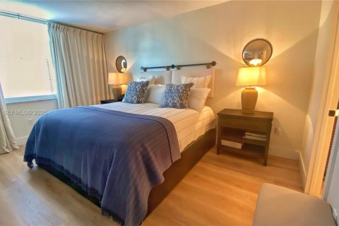 Condominio en venta en Miami Beach, Florida, 2 dormitorios, 76.18 m2 № 2088243 - foto 9