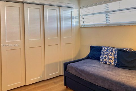 Condominio en venta en Miami Beach, Florida, 2 dormitorios, 76.18 m2 № 2088243 - foto 17