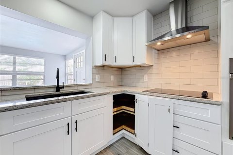 Villa ou maison à vendre à Clearwater, Floride: 3 chambres, 166.76 m2 № 2203533 - photo 24