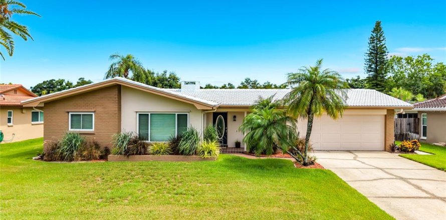 Villa ou maison à Clearwater, Floride 3 chambres, 166.76 m2 № 2203533