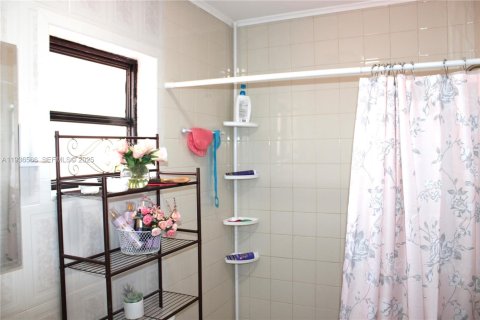 Villa ou maison à vendre à Miami, Floride: 3 chambres, 105.72 m2 № 1994462 - photo 27