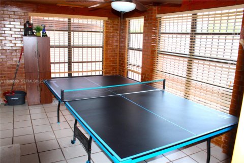 Villa ou maison à vendre à Miami, Floride: 3 chambres, 105.72 m2 № 1994462 - photo 29