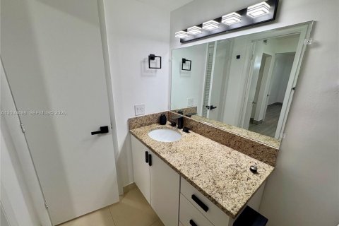 Copropriété à louer à Miami, Floride: 1 chambre, 72.37 m2 № 2242786 - photo 23