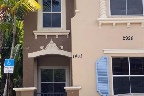 Adosado en West Palm Beach, Florida 3 dormitorios, 136.66 m2 № 2056065