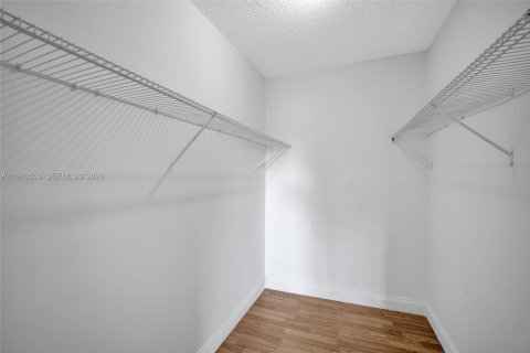 Condo in Fort Lauderdale, Florida, 2 bedrooms № 2089936 - photo 14