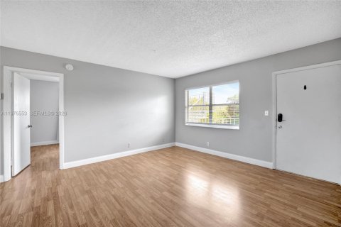 Condo in Fort Lauderdale, Florida, 2 bedrooms № 2089936 - photo 15