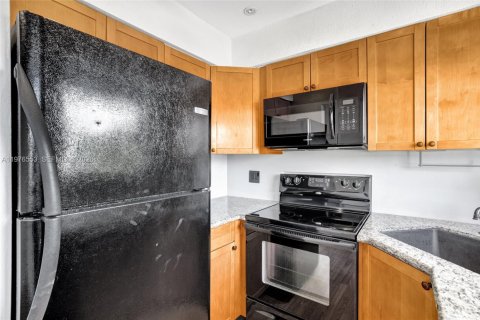 Condo in Fort Lauderdale, Florida, 2 bedrooms № 2089936 - photo 7