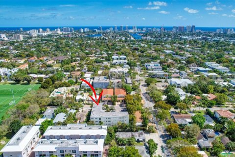 Condominio en Fort Lauderdale, Florida, 2 dormitorios № 2089936