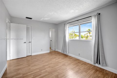 Condo in Fort Lauderdale, Florida, 2 bedrooms № 2089936 - photo 17