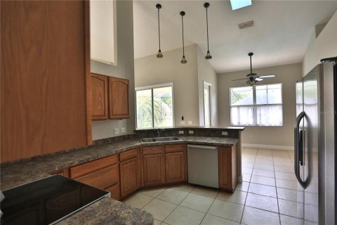 Casa en venta en Ocala, Florida, 4 dormitorios, 189.89 m2 № 1784576 - foto 13