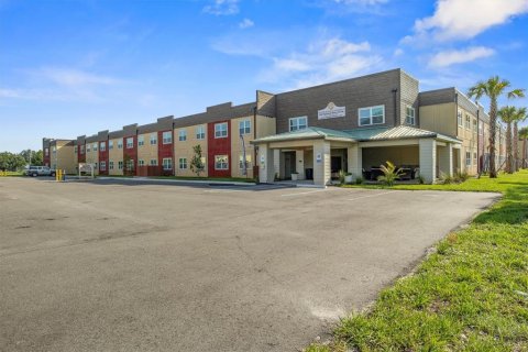 Apartamento en alquiler en Sebring, Florida, 2 dormitorios, 89.56 m2 № 1873395 - foto 2