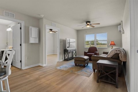 Apartamento en alquiler en Sebring, Florida, 2 dormitorios, 89.56 m2 № 1873395 - foto 7