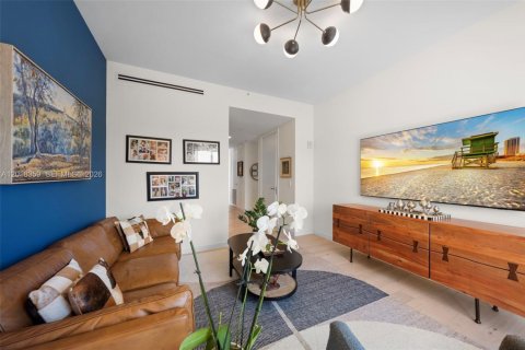 Condo in Coral Gables, Florida, 4 bedrooms № 2244000 - photo 15