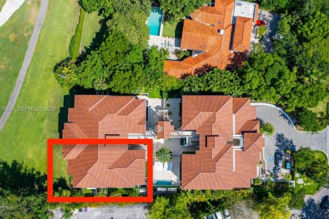 Condo in Coral Gables, Florida, 4 bedrooms № 2244000 - photo 29