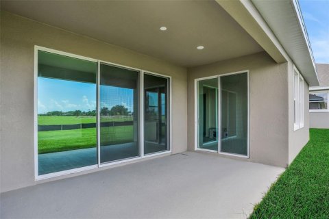 House in Parrish, Florida 5 bedrooms, 329.8 sq.m. № 2229166 - photo 10