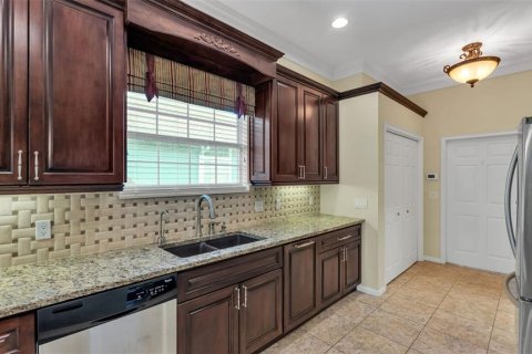 House in Lakeland, Florida 3 bedrooms, 175.59 sq.m. № 2102944 - photo 17