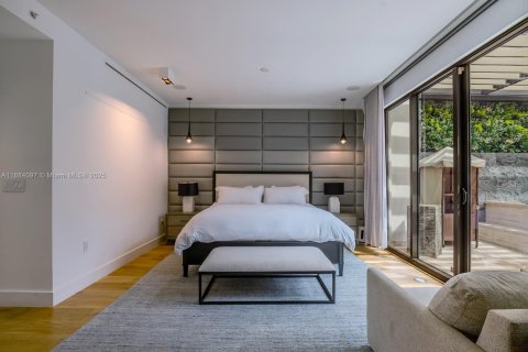 Купить кондоминиум в Майами-Бич, Флорида 3 спальни, 258.45м2, № 1978684 - фото 17