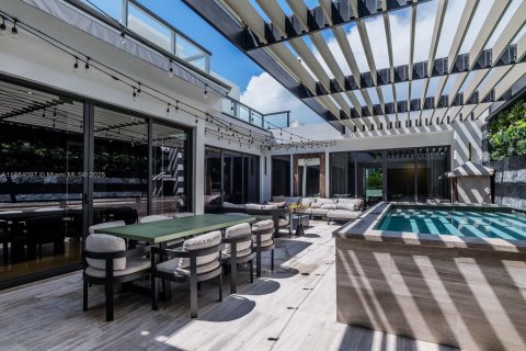 Купить кондоминиум в Майами-Бич, Флорида 3 спальни, 258.45м2, № 1978684 - фото 27