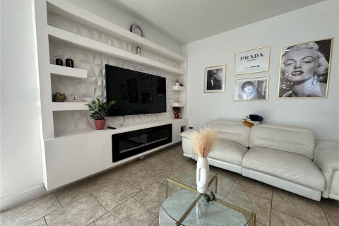 Adosado en alquiler en Kissimmee, Florida, 3 dormitorios, 164.53 m2 № 1908503 - foto 15